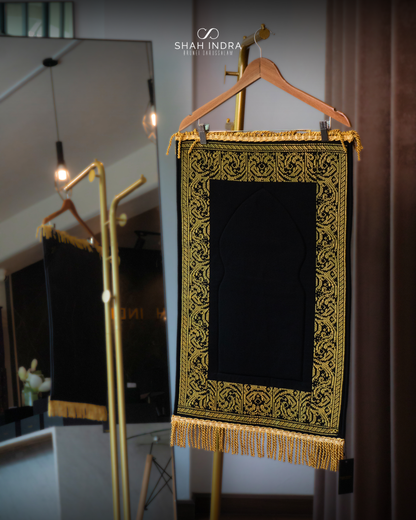 Royal Edition Mini Travel Sejadah In Black (INSTOCK)
