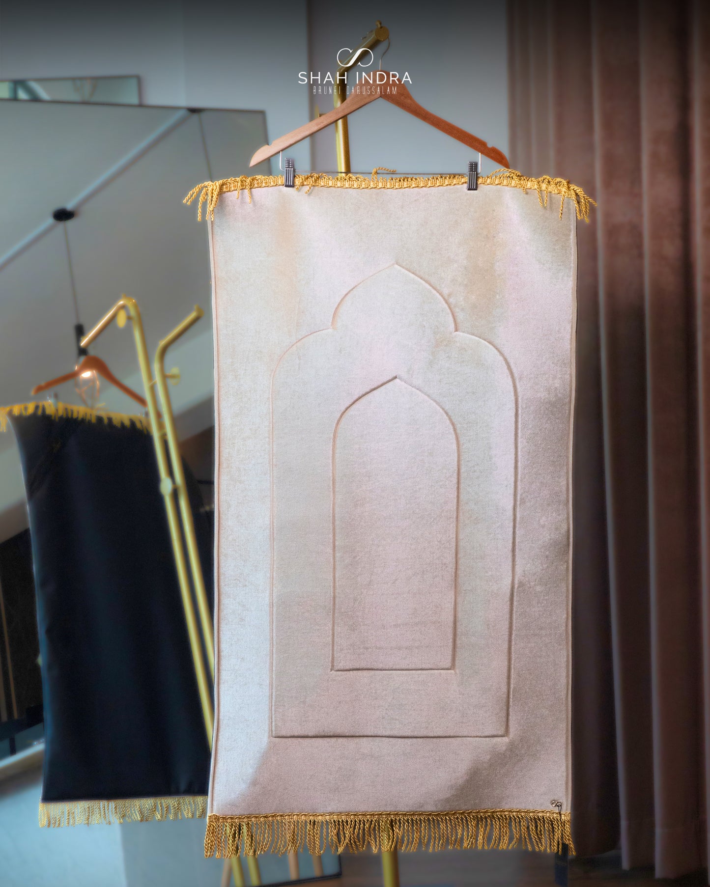 Grand Deluxe Sejadah In Beige (INSTOCK)